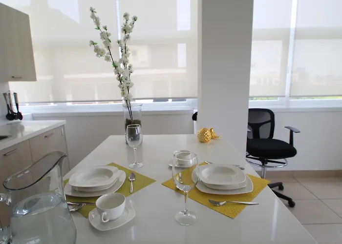 Boutique Downtown 707 Two Bedrooms Apartamento